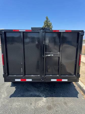 2025 12 Feet Dump Trailer – Heavy-Duty Hydraulic Dump Trailer for Sale - Image 6
