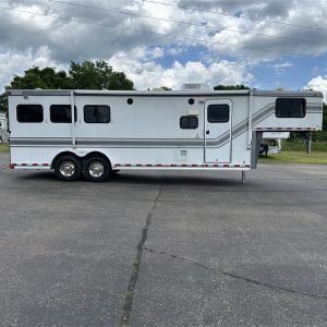 3 Horse Gooseneck Trailer