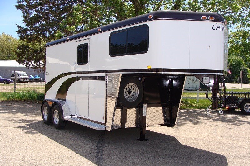 2014 SoleMate 2 Minus 1 Horse Gooseneck With Side Ramp - Image 2