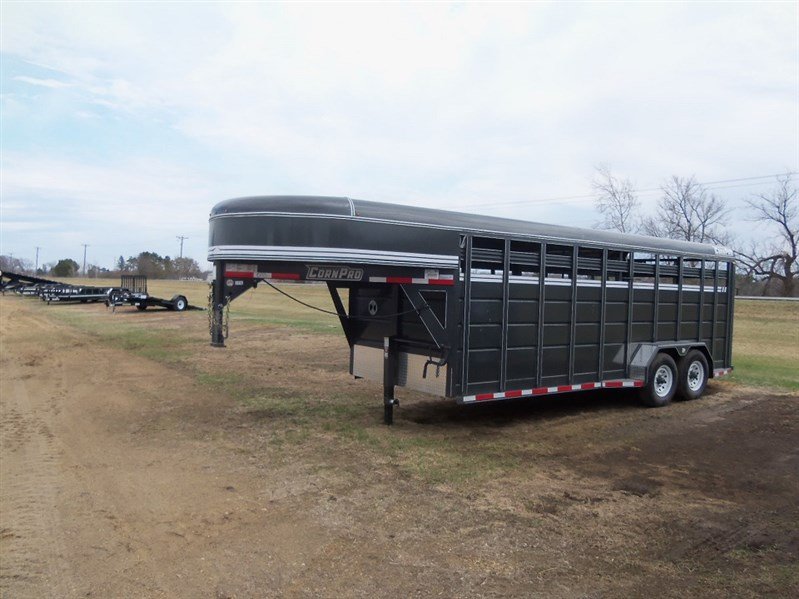 2022 Corn Pro 7x20 Stock Gooseneck Trailer – Heavy-Duty Livestock & Cargo Hauling Solution - Image 2