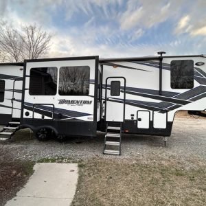 2019 Grand Design MOMENTUM M-CLASS 328M