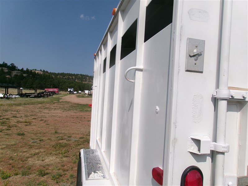 1996 Trails West 2H Slant Tack Stock - Image 8
