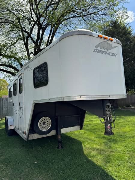 Premium & Trusted 2008 Merhow Equistar XL 2 Horse Straight Load Gooseneck Trailer – Built for Confident Hauling - Image 3