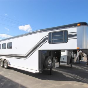 3 Horse Slant Weekender Trailer