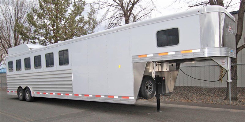 2024 Exiss 6 Horse Warmblood Trailer w/ Large Front Tack – Unstoppable Strength, Elite Comfort & Proven Performance - Image 2