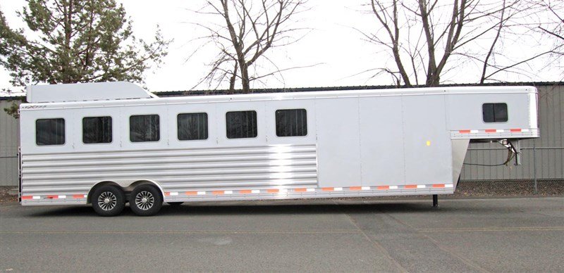 2024 Exiss 6 Horse Warmblood Trailer w/ Large Front Tack – Unstoppable Strength, Elite Comfort & Proven Performance - Image 3