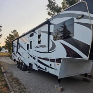2013 Dutchmen Voltage V3800