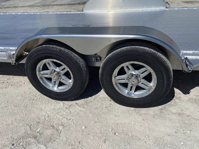 2023 Featherlite 18' Bumper Pull Utility Trailer – Powerful Performance You Can Trust - Image 3