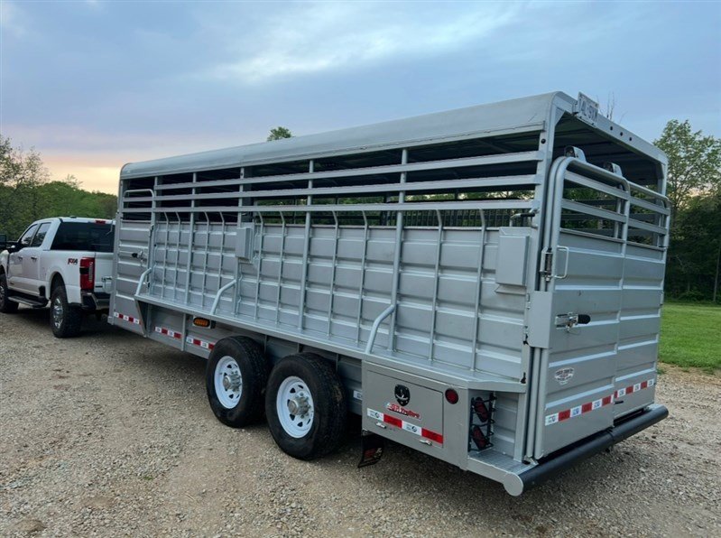 2019 GR 20” Stock Trailer – Heavy-Duty Livestock Hauling Made Reliable - Image 3