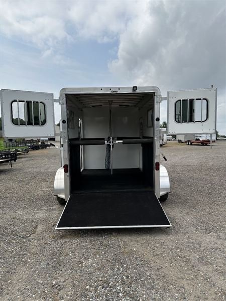 2022 Adam Julite 2 Horse Bumper Pull – Exceptional Comfort, Trusted Power & Unmatched Value - Image 10